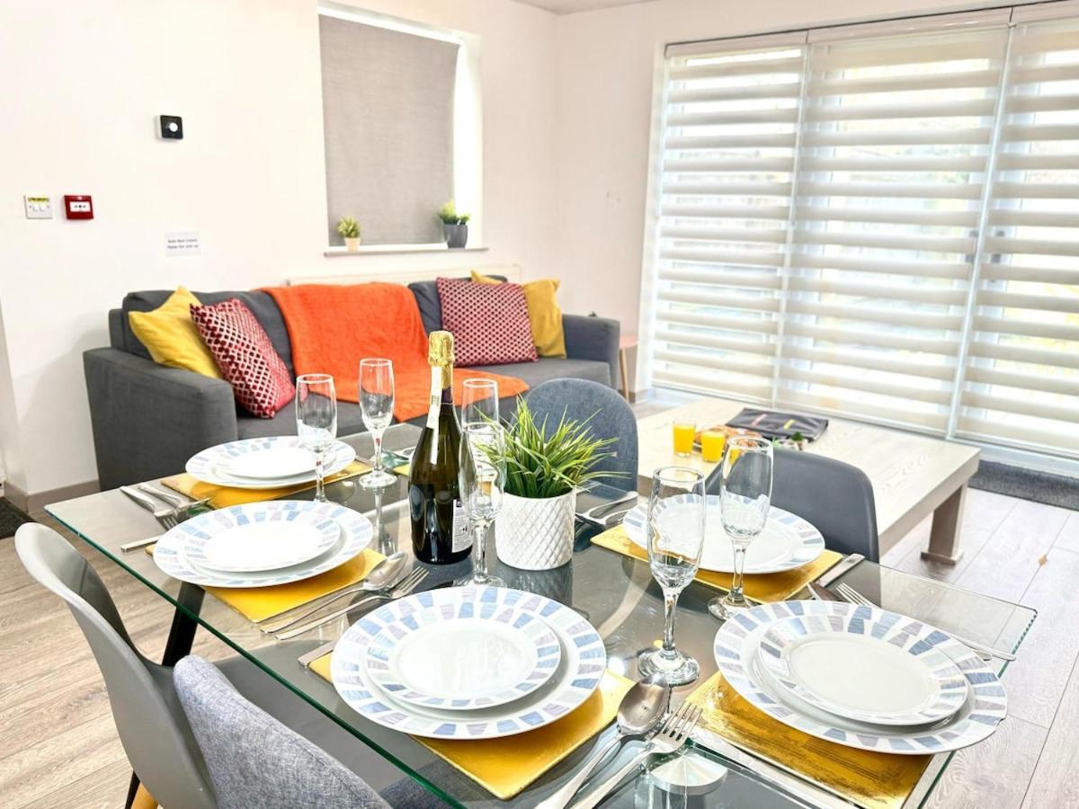 Horizon House, Stunning 2-bedroom Flat 1, Parking, Netflix,