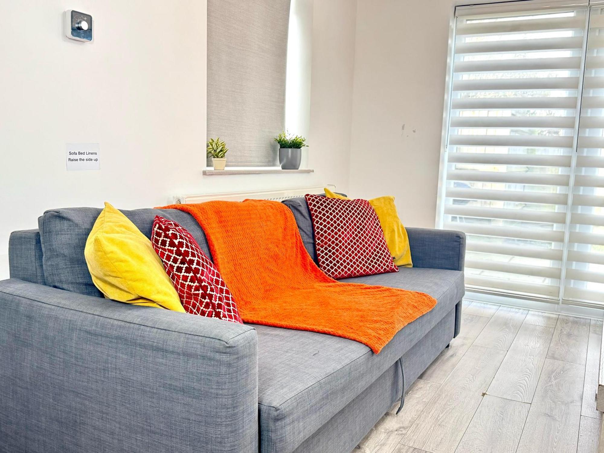 Horizon House, Stunning 2-bedroom Flat 1, Parking, Netflix, Appartement *